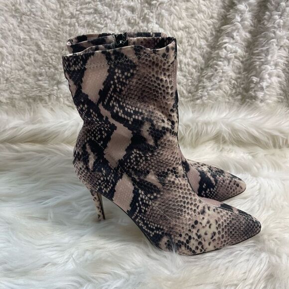 Anne Michelle Fabric snake skin print brown and beige fabric booties size10 - Picture 1 of 11
